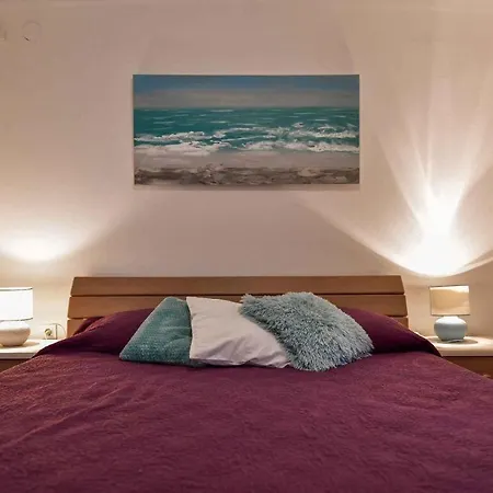 In - Island Krk 34416