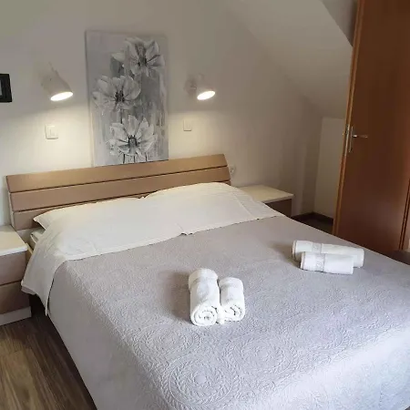 In - Island Krk 34416 Apartman *