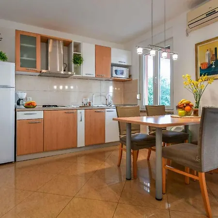 In - Island Krk 34416 Apartman *